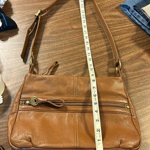 Stone Mountain Accessories Tan Shoulder Bag